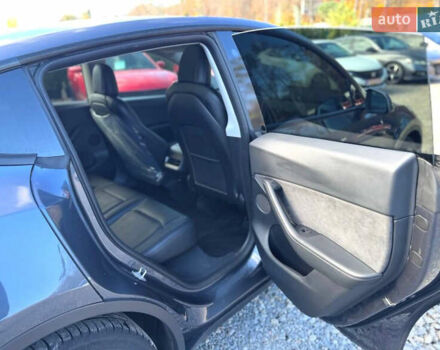 Серый Тесла Model Y, объемом двигателя 0 л и пробегом 85 тыс. км за 24500 $, фото 7 на Automoto.ua