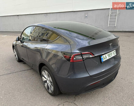 Тесла Model Y 2022 в Киеве на Automoto.ua Серый Тесла Model Y, объемом двигателя 0 л и пробегом 65 тыс. км за 26800 $, фото 4 на Automoto.ua