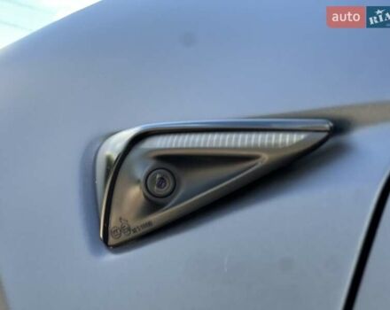 Сірий Тесла Model Y, об'ємом двигуна 0 л та пробігом 25 тис. км за 33000 $, фото 32 на Automoto.ua