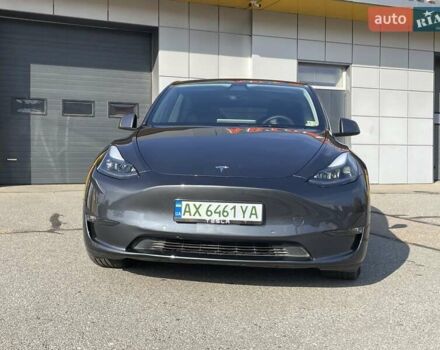 Тесла Model Y 2022 в Харькове на Automoto.ua Серый Тесла Model Y, объемом двигателя 0 л и пробегом 45 тыс. км за 28300 $, фото 2 на Automoto.ua