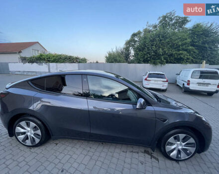 Сірий Тесла Model Y, об'ємом двигуна 0 л та пробігом 59 тис. км за 26900 $, фото 1 на Automoto.ua