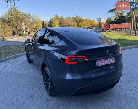 Серый Тесла Model Y, объемом двигателя 0 л и пробегом 38 тыс. км за 24999 $, фото 4 на Automoto.ua