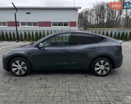 Сірий Тесла Model Y, об'ємом двигуна 0 л та пробігом 65 тис. км за 25500 $, фото 65 на Automoto.ua