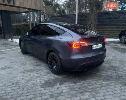 Серый Тесла Model Y, объемом двигателя 0 л и пробегом 63 тыс. км за 31900 $, фото 7 на Automoto.ua