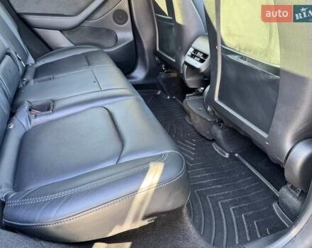 Серый Тесла Model Y, объемом двигателя 0 л и пробегом 135 тыс. км за 24500 $, фото 16 на Automoto.ua