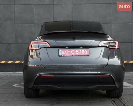 Серый Тесла Model Y, объемом двигателя 0 л и пробегом 148 тыс. км за 23500 $, фото 5 на Automoto.ua