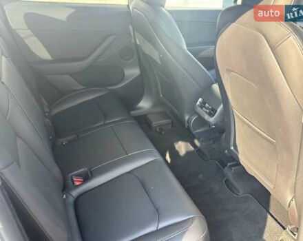 Сірий Тесла Model Y, об'ємом двигуна 0 л та пробігом 65 тис. км за 28900 $, фото 5 на Automoto.ua