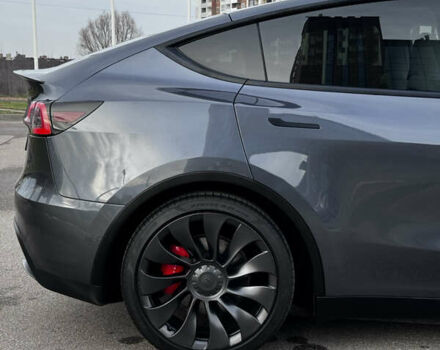 Серый Тесла Model Y, объемом двигателя 0 л и пробегом 26 тыс. км за 28900 $, фото 13 на Automoto.ua