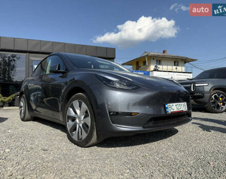 Серый Тесла Model Y, объемом двигателя 0 л и пробегом 31 тыс. км за 24800 $, фото 3 на Automoto.ua