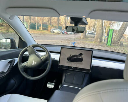 Серый Тесла Model Y, объемом двигателя 0 л и пробегом 53 тыс. км за 31500 $, фото 17 на Automoto.ua