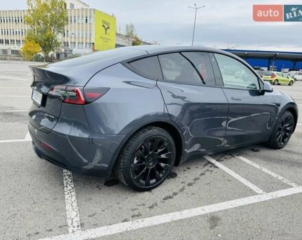 Серый Тесла Model Y, объемом двигателя 0 л и пробегом 61 тыс. км за 25500 $, фото 8 на Automoto.ua