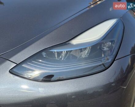 Серый Тесла Model Y, объемом двигателя 0 л и пробегом 34 тыс. км за 27500 $, фото 13 на Automoto.ua