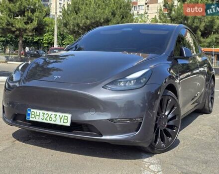 Серый Тесла Model Y, объемом двигателя 0 л и пробегом 34 тыс. км за 27500 $, фото 2 на Automoto.ua