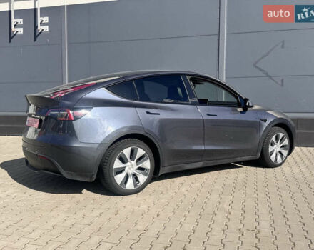 Серый Тесла Model Y, объемом двигателя 0 л и пробегом 140 тыс. км за 24500 $, фото 6 на Automoto.ua