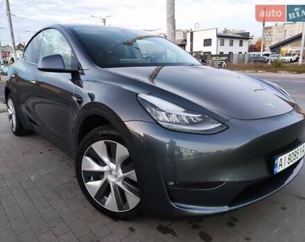 Серый Тесла Model Y, объемом двигателя 0 л и пробегом 74 тыс. км за 26999 $, фото 5 на Automoto.ua