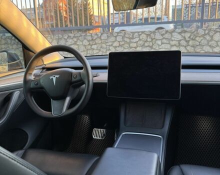 Тесла Model Y 2022 у Тернополі на Automoto.ua Сірий Тесла Model Y, об'ємом двигуна 0 л та пробігом 12 тис. км за 26000 $, фото 1 на Automoto.ua