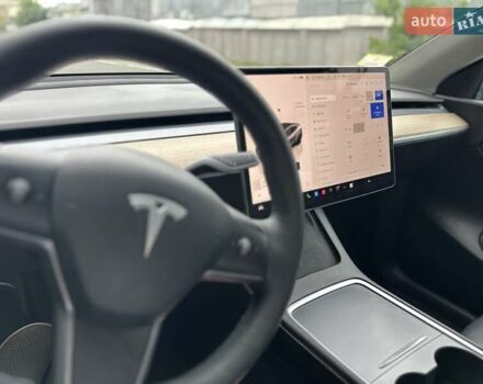 Сірий Тесла Model Y, об'ємом двигуна 0 л та пробігом 121 тис. км за 25000 $, фото 27 на Automoto.ua