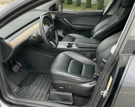 Сірий Тесла Model Y, об'ємом двигуна 0 л та пробігом 118 тис. км за 25900 $, фото 22 на Automoto.ua