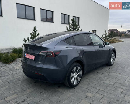 Сірий Тесла Model Y, об'ємом двигуна 0 л та пробігом 65 тис. км за 25500 $, фото 48 на Automoto.ua