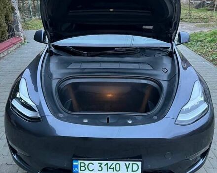 Серый Тесла Model Y, объемом двигателя 0 л и пробегом 84 тыс. км за 24400 $, фото 4 на Automoto.ua