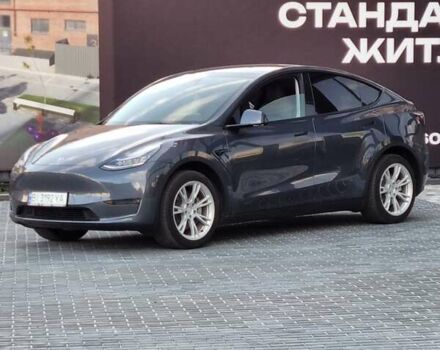 Серый Тесла Model Y, объемом двигателя 0 л и пробегом 28 тыс. км за 34999 $, фото 7 на Automoto.ua