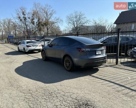 Серый Тесла Model Y, объемом двигателя 0 л и пробегом 12 тыс. км за 31800 $, фото 4 на Automoto.ua