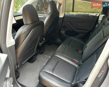 Серый Тесла Model Y, объемом двигателя 0 л и пробегом 62 тыс. км за 31500 $, фото 8 на Automoto.ua