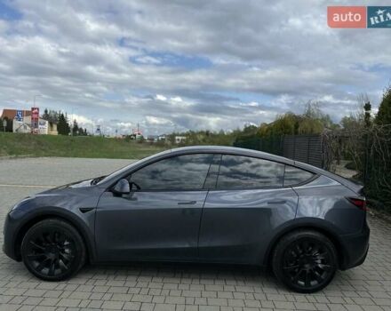 Серый Тесла Model Y, объемом двигателя 0 л и пробегом 9 тыс. км за 28950 $, фото 10 на Automoto.ua