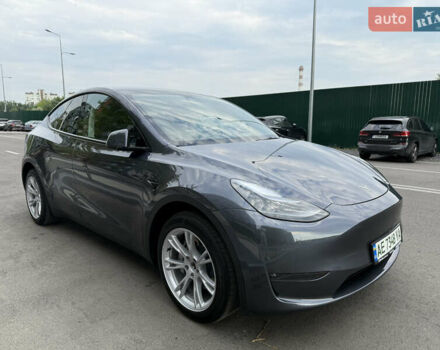 Серый Тесла Model Y, объемом двигателя 0 л и пробегом 27 тыс. км за 36000 $, фото 4 на Automoto.ua