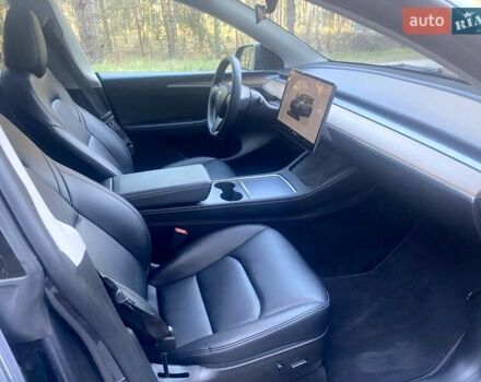 Серый Тесла Model Y, объемом двигателя 0 л и пробегом 44 тыс. км за 36700 $, фото 12 на Automoto.ua