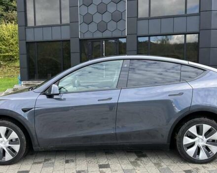 Тесла Model Y 2023 в Тячеве на Automoto.ua Серый Тесла Model Y, объемом двигателя 0 л и пробегом 32 тыс. км за 26700 $, фото 1 на Automoto.ua