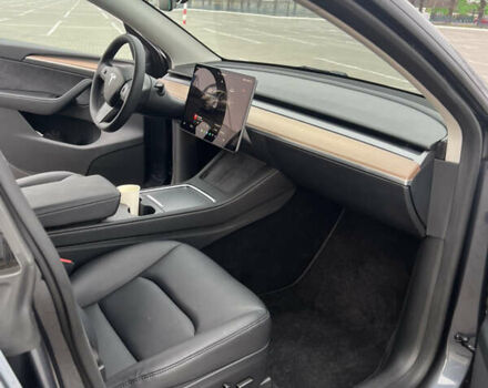Серый Тесла Model Y, объемом двигателя 0 л и пробегом 16 тыс. км за 31000 $, фото 13 на Automoto.ua