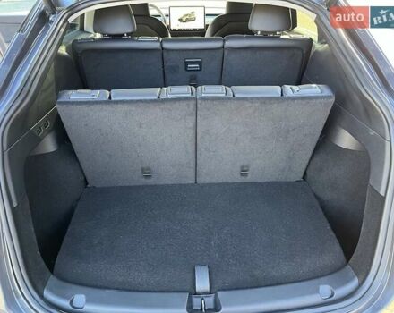 Серый Тесла Model Y, объемом двигателя 0 л и пробегом 40 тыс. км за 27700 $, фото 10 на Automoto.ua