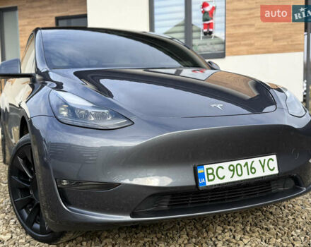 Сірий Тесла Model Y, об'ємом двигуна 0 л та пробігом 28 тис. км за 27900 $, фото 11 на Automoto.ua