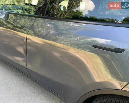 Серый Тесла Model Y, объемом двигателя 0 л и пробегом 47 тыс. км за 28028 $, фото 15 на Automoto.ua