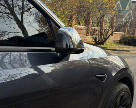 Серый Тесла Model Y, объемом двигателя 0 л и пробегом 25 тыс. км за 30500 $, фото 8 на Automoto.ua