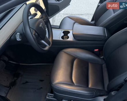 Сірий Тесла Model Y, об'ємом двигуна 0 л та пробігом 34 тис. км за 35000 $, фото 23 на Automoto.ua