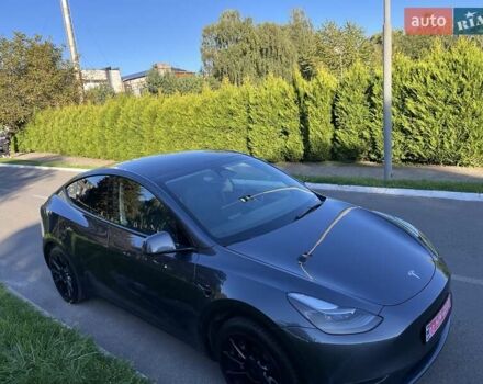 Тесла Model Y 2023 у Луцьку на Automoto.ua Сірий Тесла Model Y, об'ємом двигуна 0 л та пробігом 40 тис. км за 27900 $, фото 49 на Automoto.ua