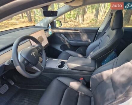 Сірий Тесла Model Y, об'ємом двигуна 0 л та пробігом 28 тис. км за 32900 $, фото 9 на Automoto.ua