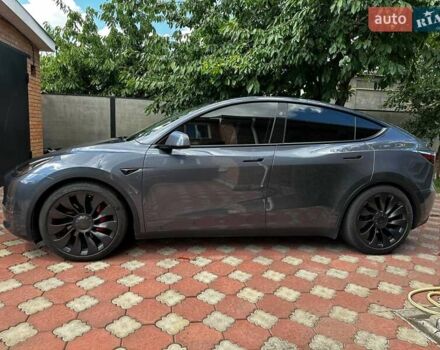 Серый Тесла Model Y, объемом двигателя 0 л и пробегом 62 тыс. км за 31500 $, фото 5 на Automoto.ua