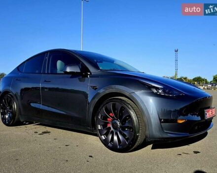 Серый Тесла Model Y, объемом двигателя 0 л и пробегом 29 тыс. км за 27900 $, фото 17 на Automoto.ua