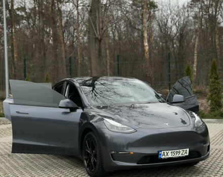 Серый Тесла Model Y, объемом двигателя 0 л и пробегом 22 тыс. км за 32000 $, фото 10 на Automoto.ua