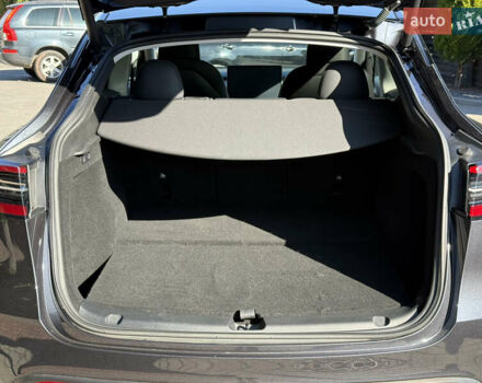 Серый Тесла Model Y, объемом двигателя 0 л и пробегом 46 тыс. км за 27200 $, фото 30 на Automoto.ua