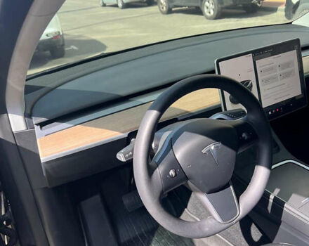 Серый Тесла Model Y, объемом двигателя 0 л и пробегом 50 тыс. км за 26500 $, фото 6 на Automoto.ua