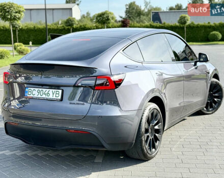 Сірий Тесла Model Y, об'ємом двигуна 0 л та пробігом 47 тис. км за 33500 $, фото 17 на Automoto.ua