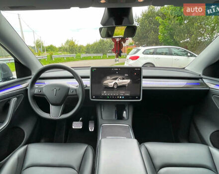 Серый Тесла Model Y, объемом двигателя 0 л и пробегом 19 тыс. км за 33700 $, фото 21 на Automoto.ua