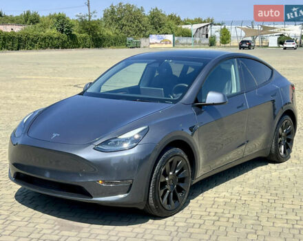 Сірий Тесла Model Y, об'ємом двигуна 0 л та пробігом 45 тис. км за 23300 $, фото 3 на Automoto.ua