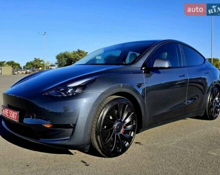 Серый Тесла Model Y, объемом двигателя 0 л и пробегом 29 тыс. км за 27900 $, фото 3 на Automoto.ua