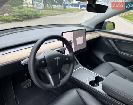Серый Тесла Model Y, объемом двигателя 0 л и пробегом 60 тыс. км за 29000 $, фото 26 на Automoto.ua