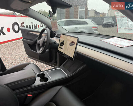 Тесла Model Y 2023 в Борисполе на Automoto.ua Серый Тесла Model Y, объемом двигателя 0 л и пробегом 4 тыс. км за 32000 $, фото 25 на Automoto.ua